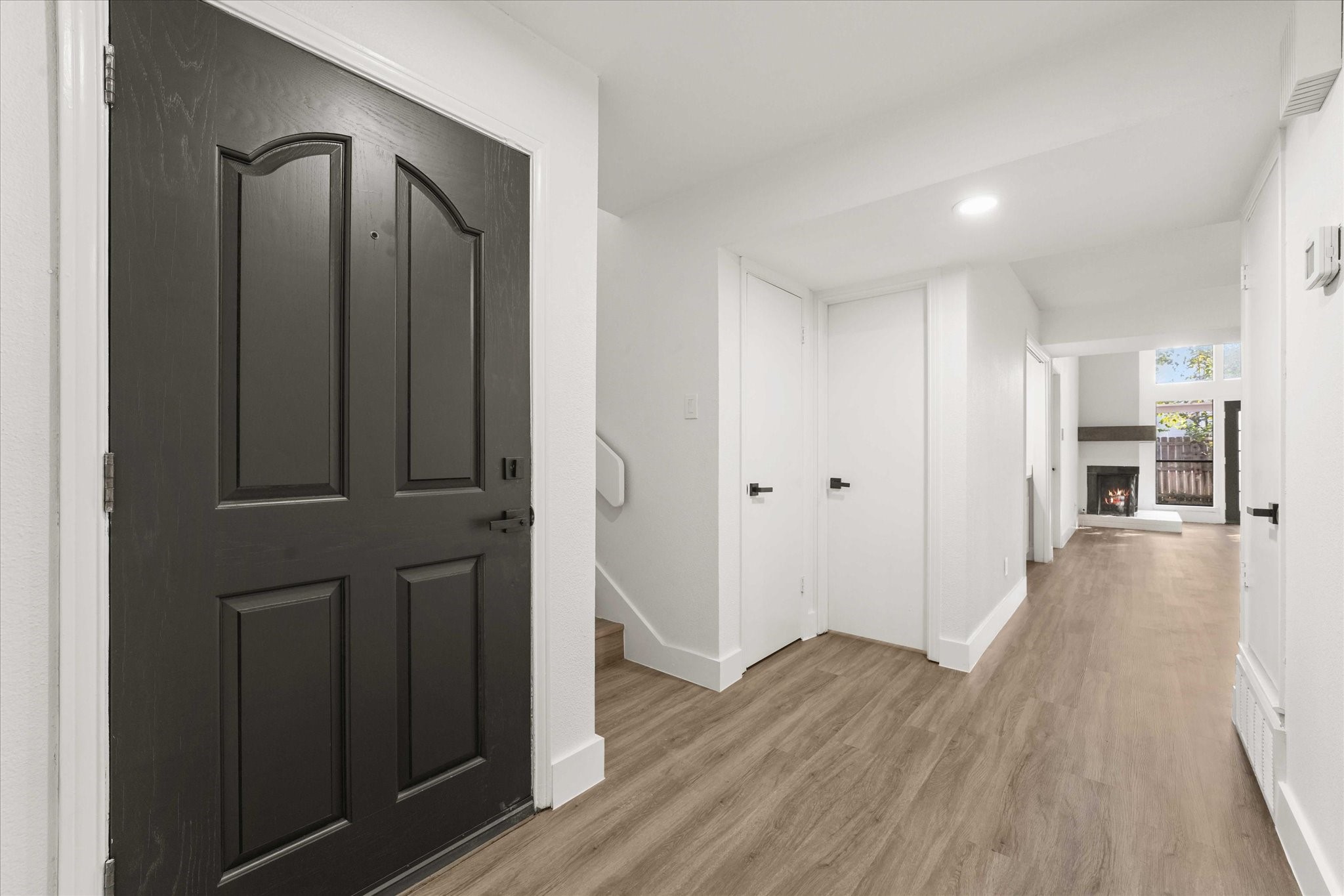 735 Oakwood Trail