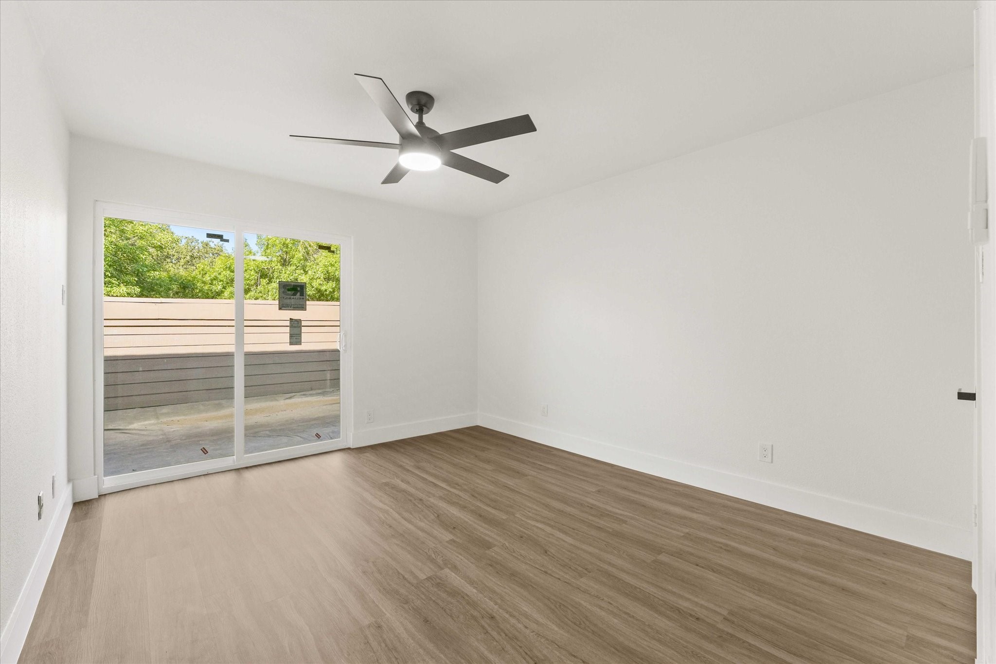 735 Oakwood Trail