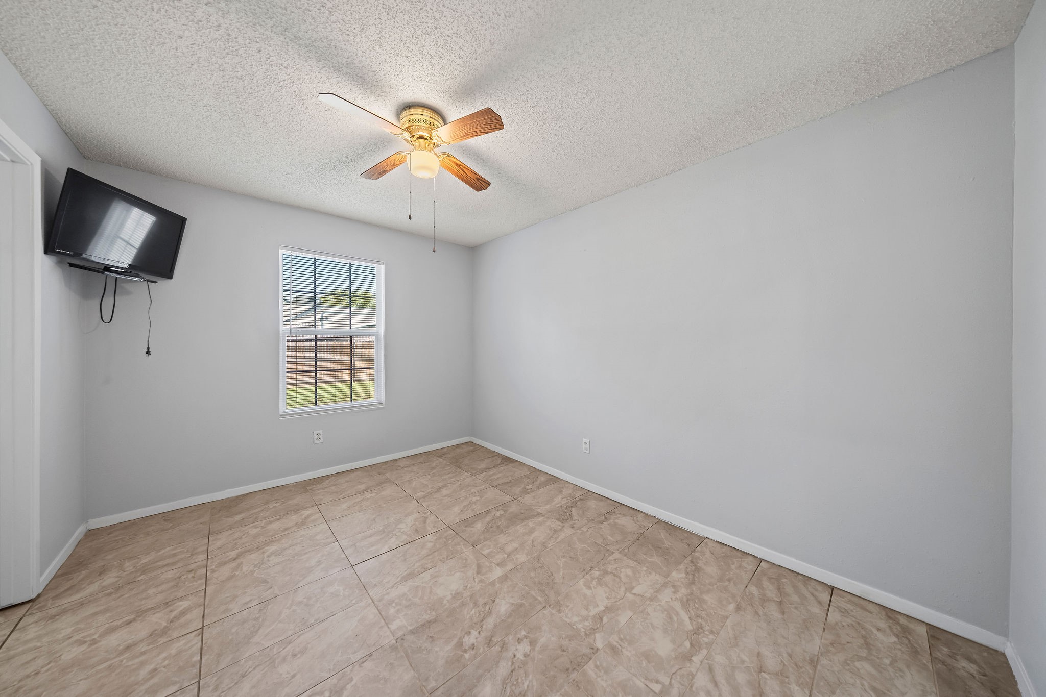 2469 Mcadoo Lane