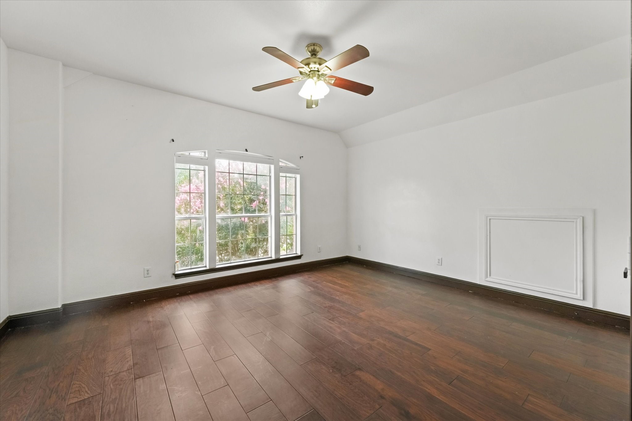 503 Indian Paintbrush Way