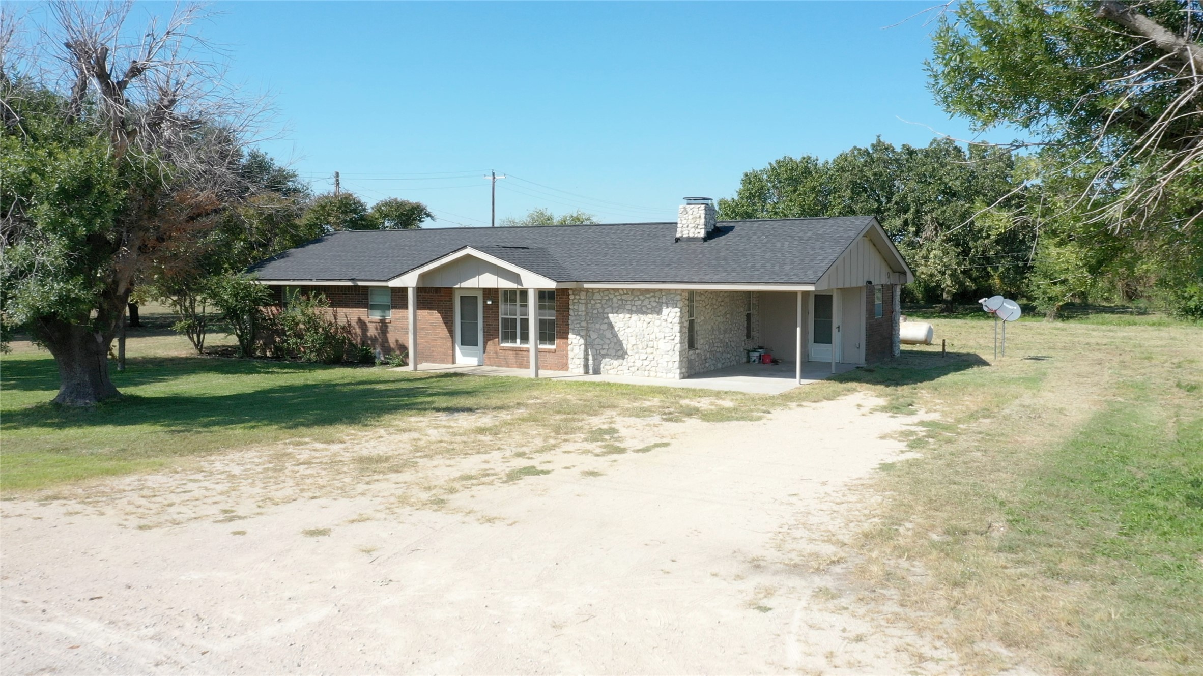 226 County Road 1557