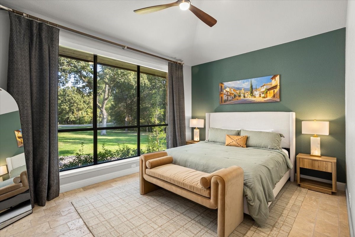 8225 Ashbriar Lane