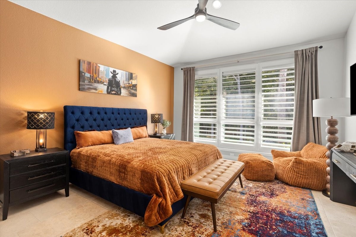 8225 Ashbriar Lane