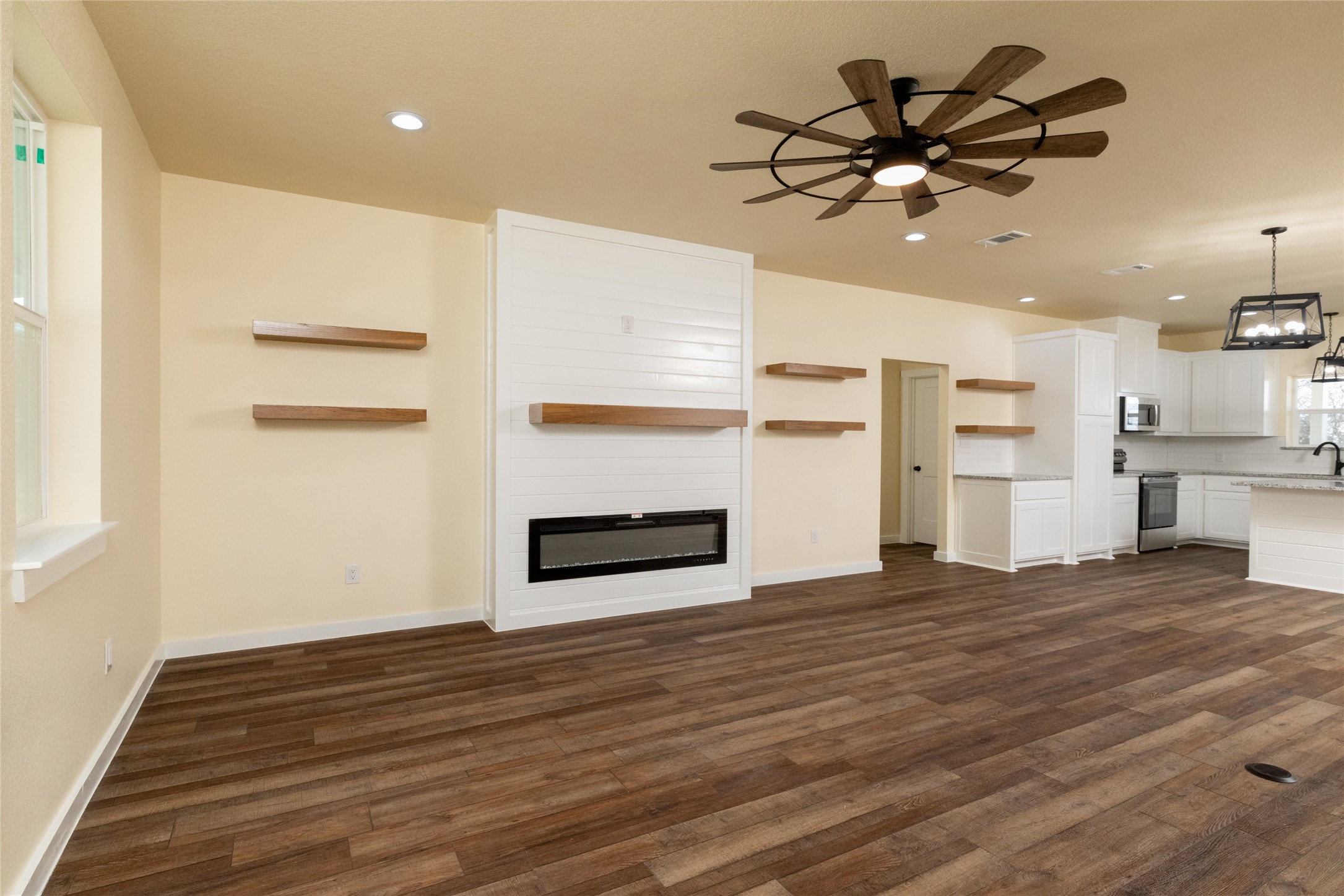 180 Cimmarron Trail