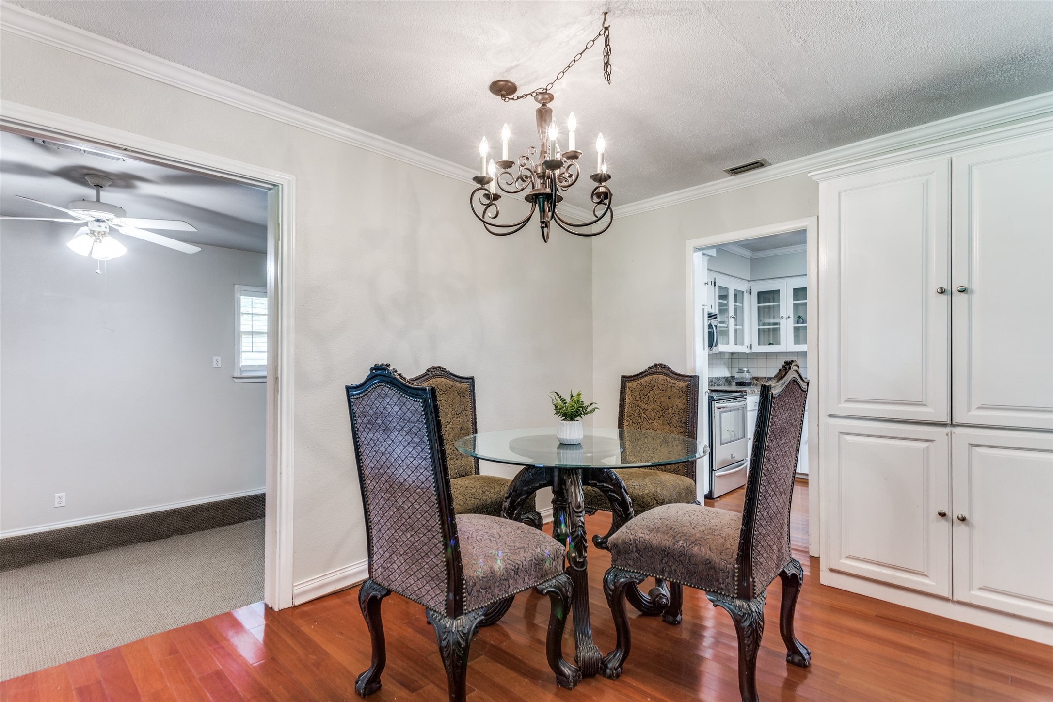 227 N 9th Street