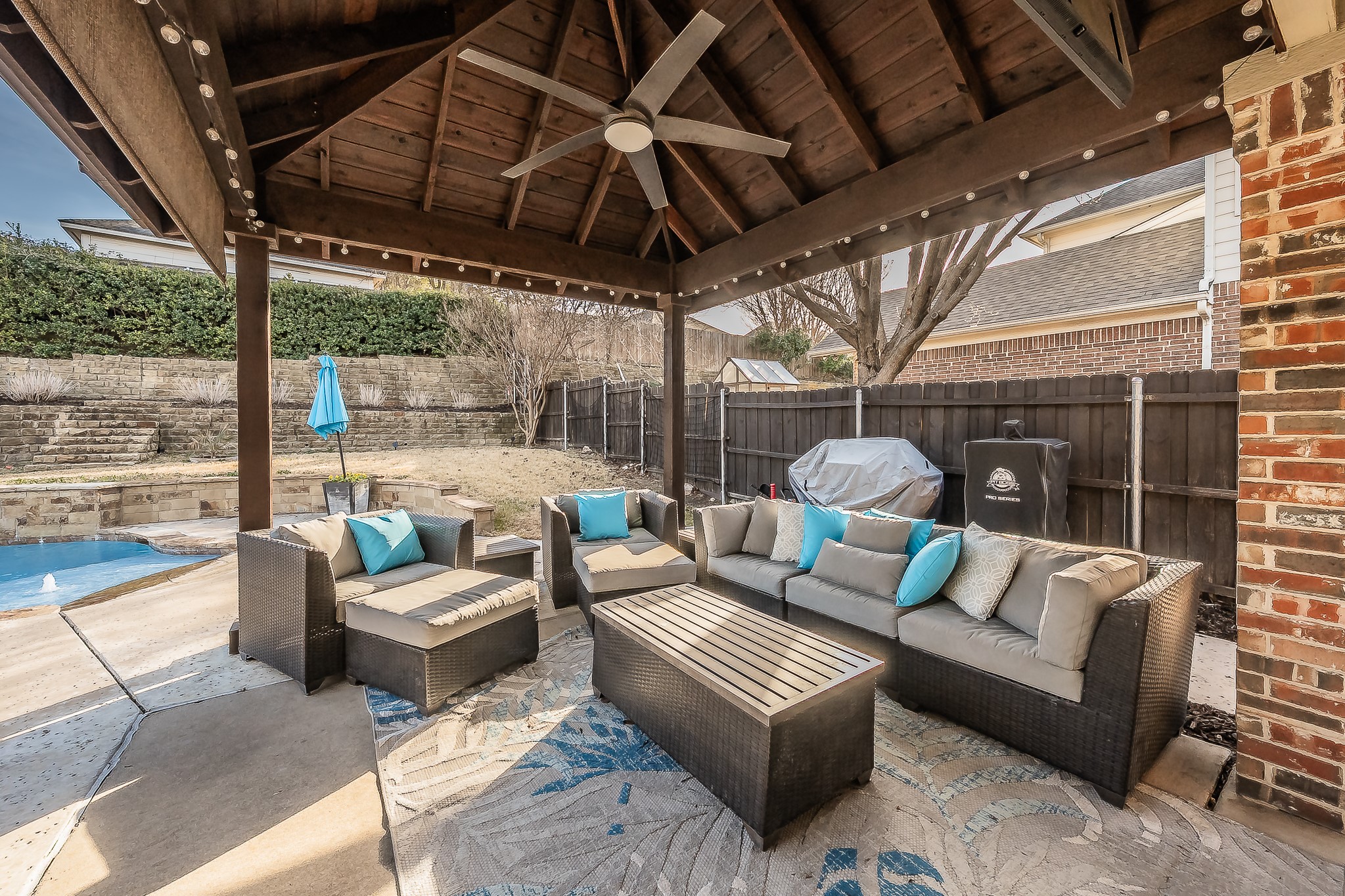 5021 Valleyside Drive