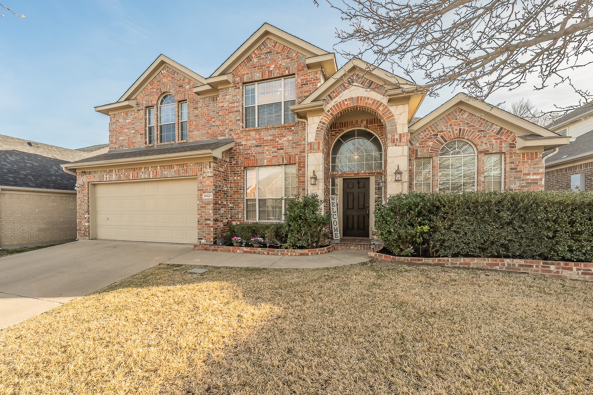 5021 Valleyside Drive