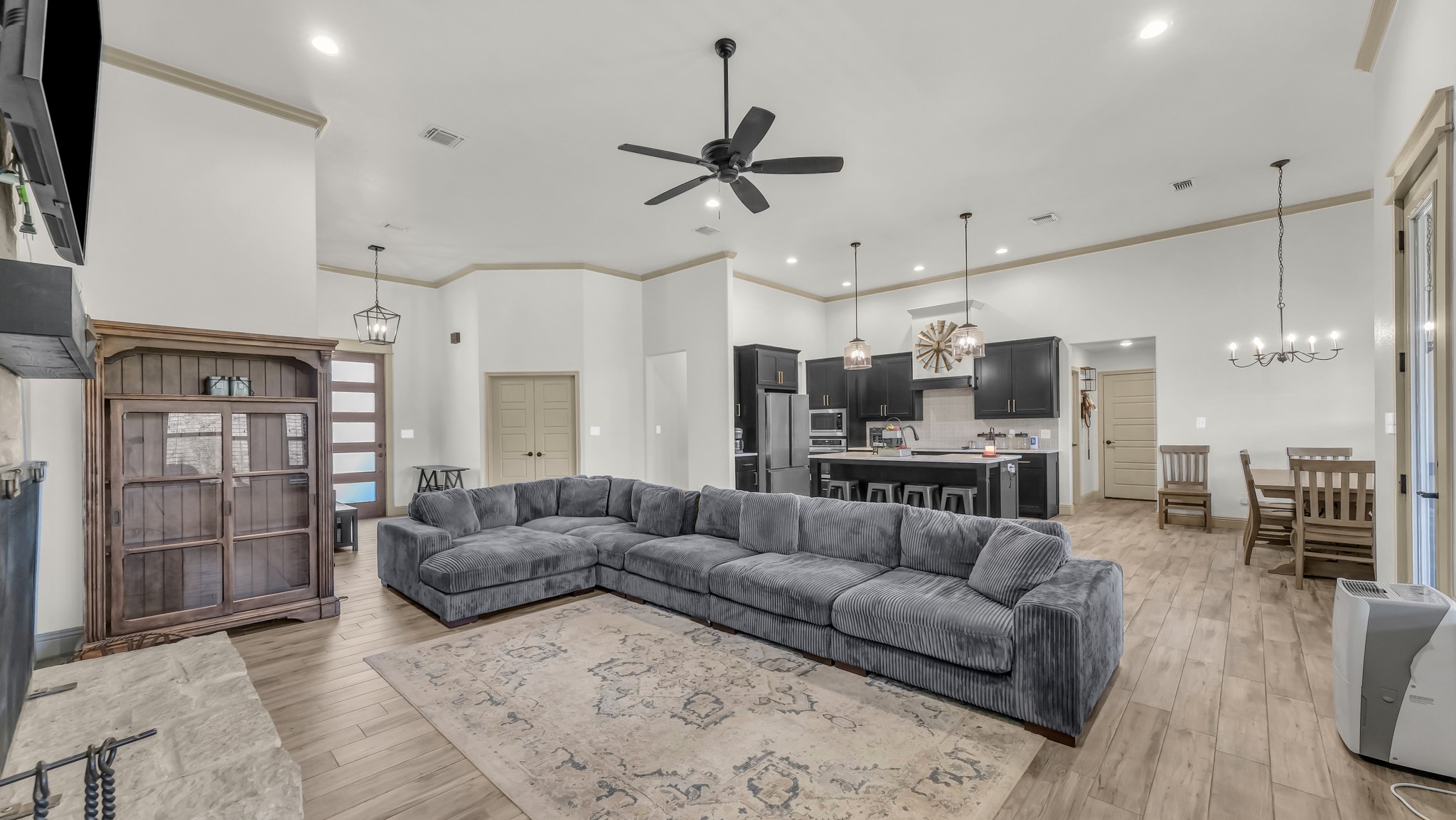 1008 Laramie Road