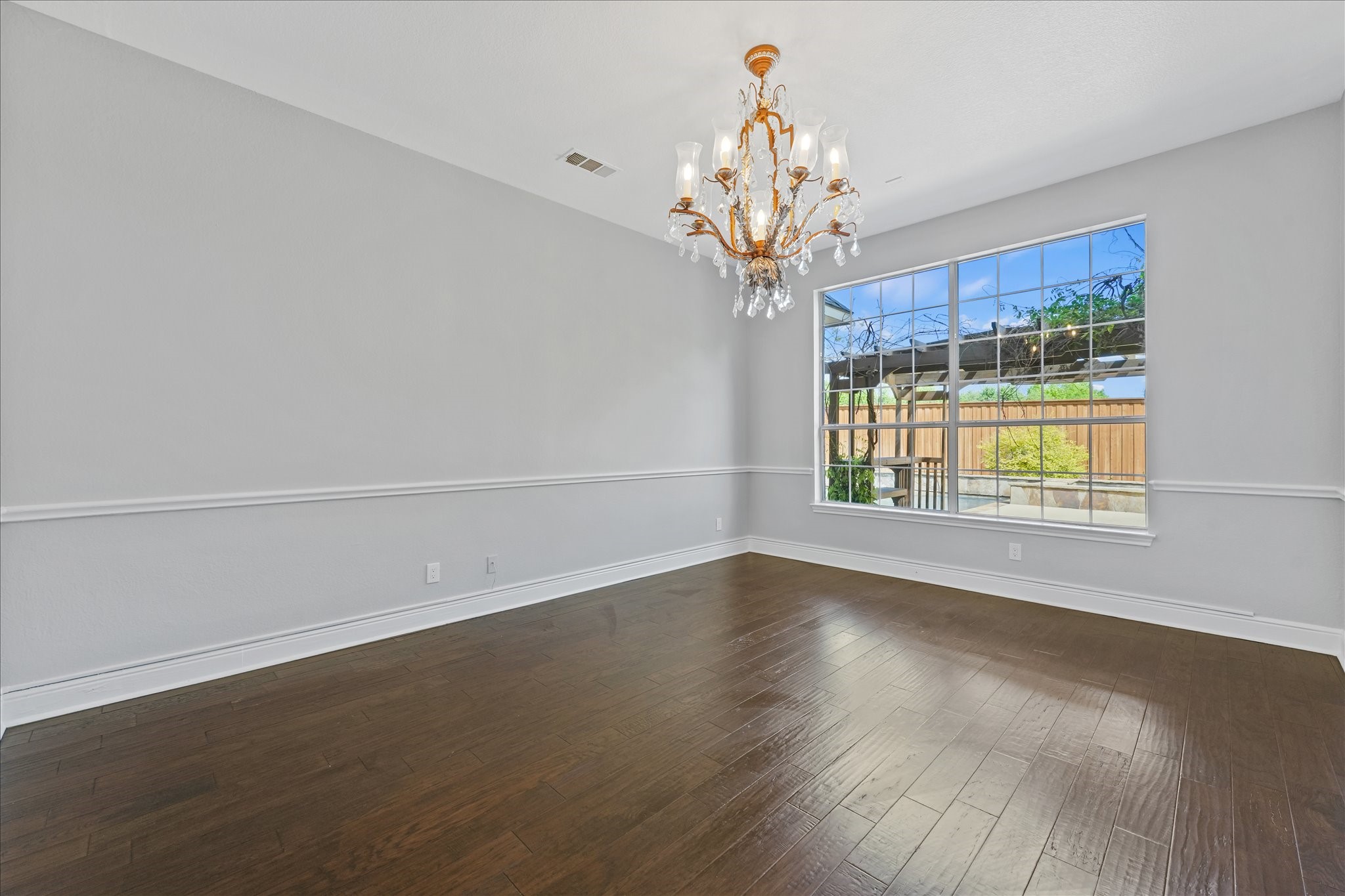 503 Indian Paintbrush Way