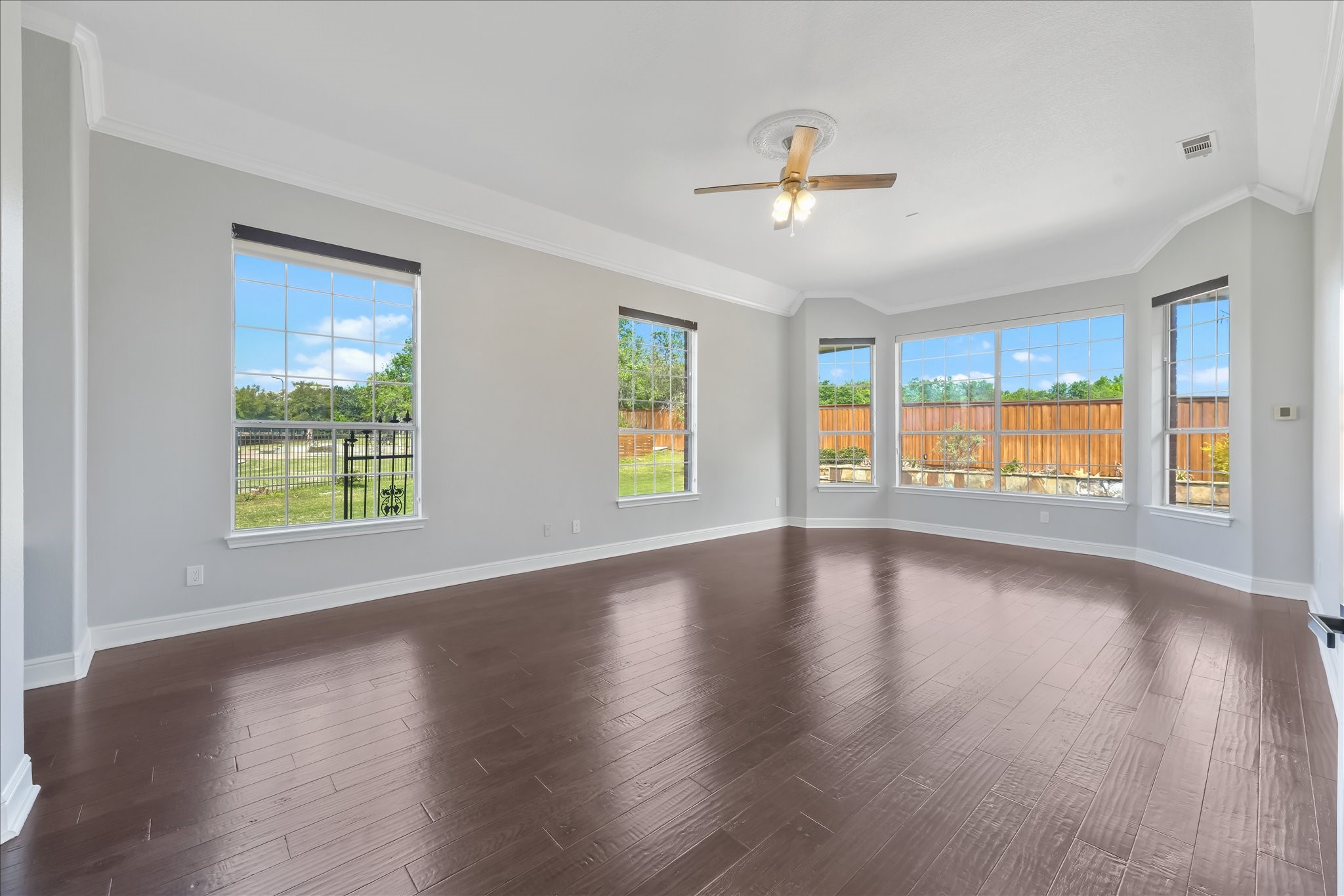 503 Indian Paintbrush Way