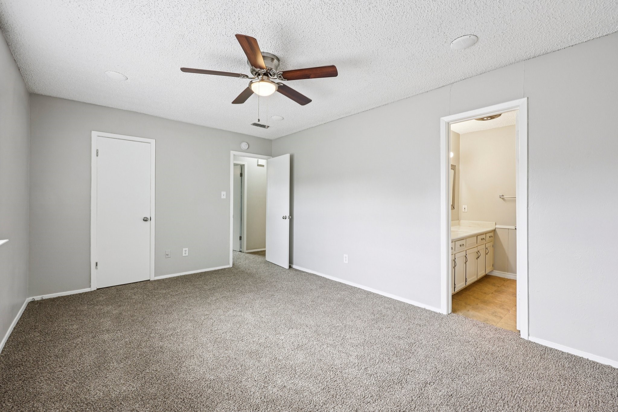 337 Apache Trail