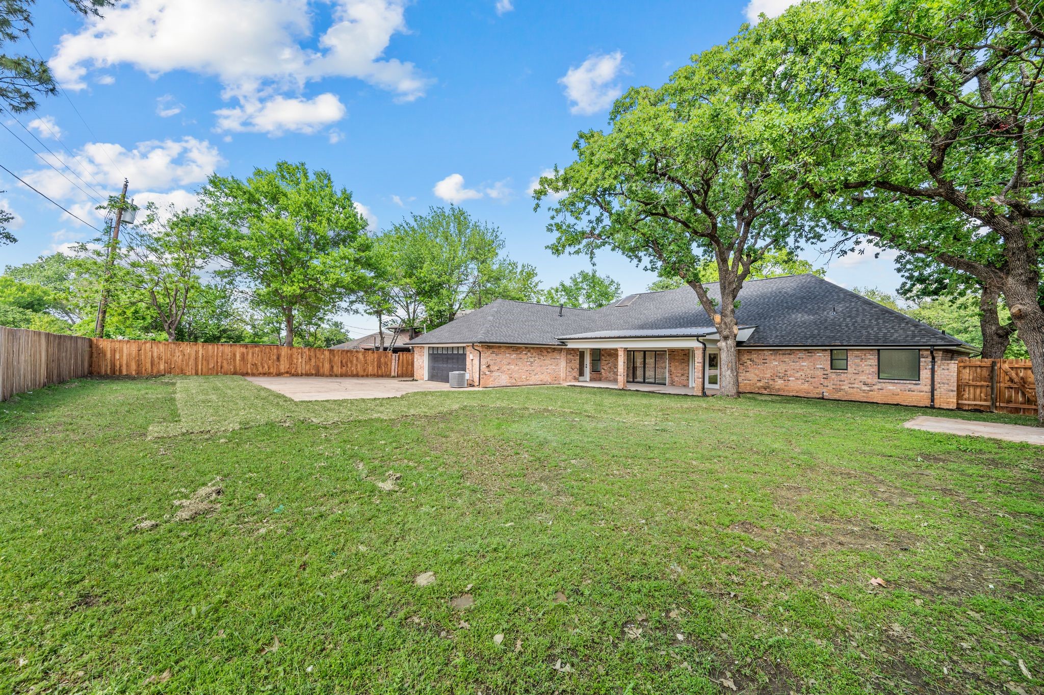 3704 Sweetbriar Lane