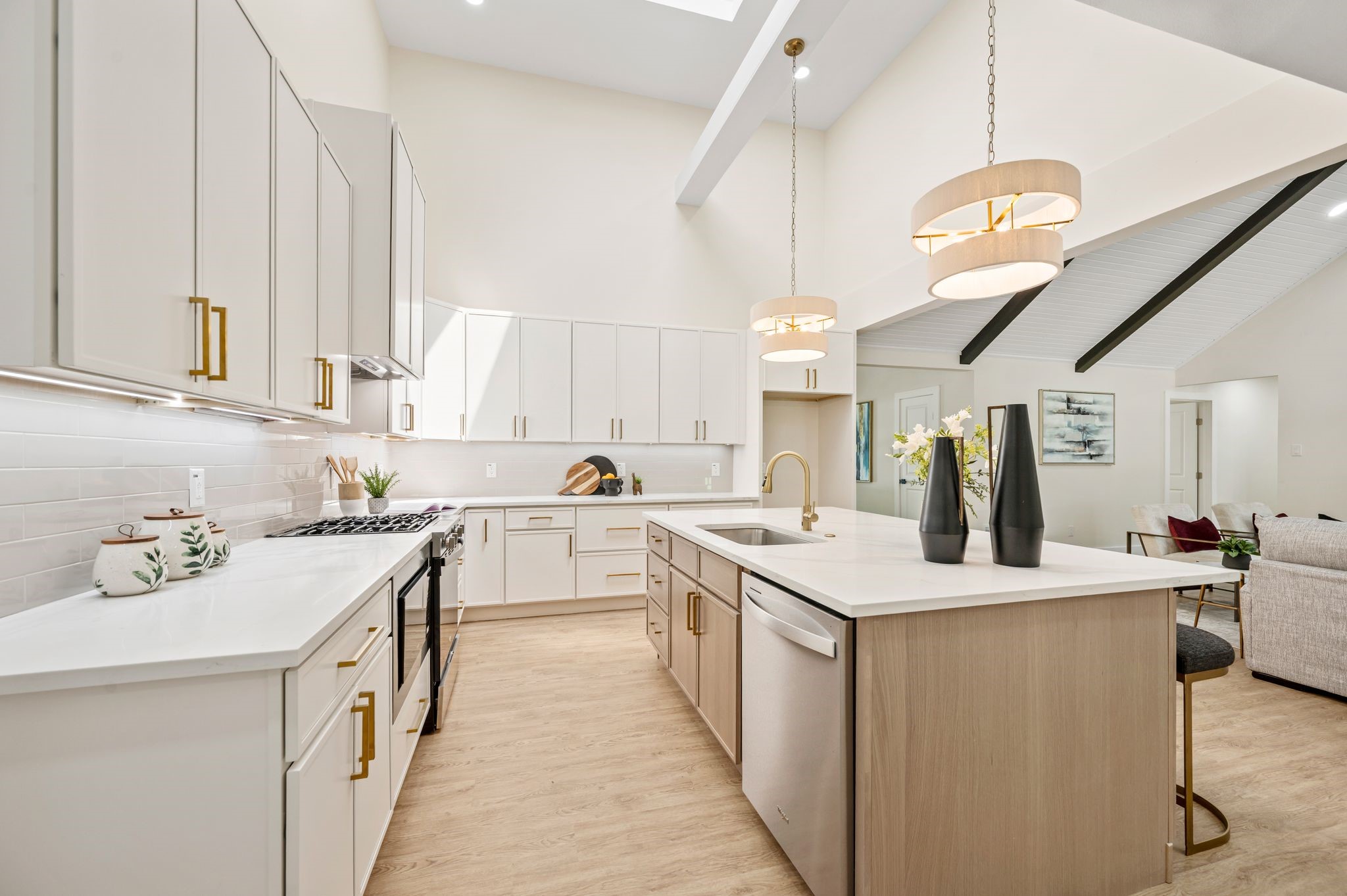 3704 Sweetbriar Lane