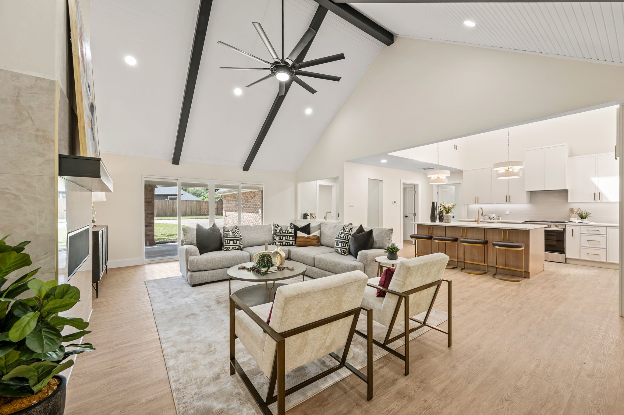 3704 Sweetbriar Lane