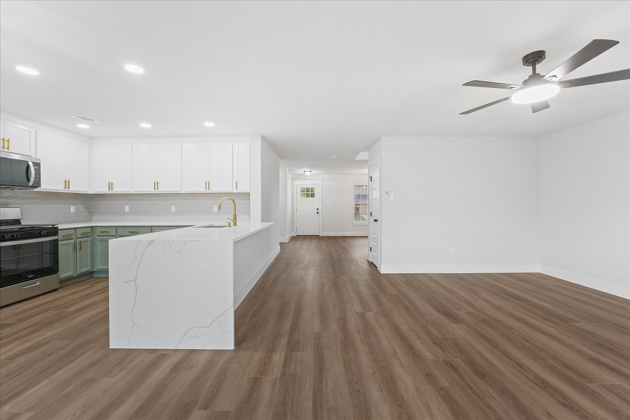6808 Geyser Trail