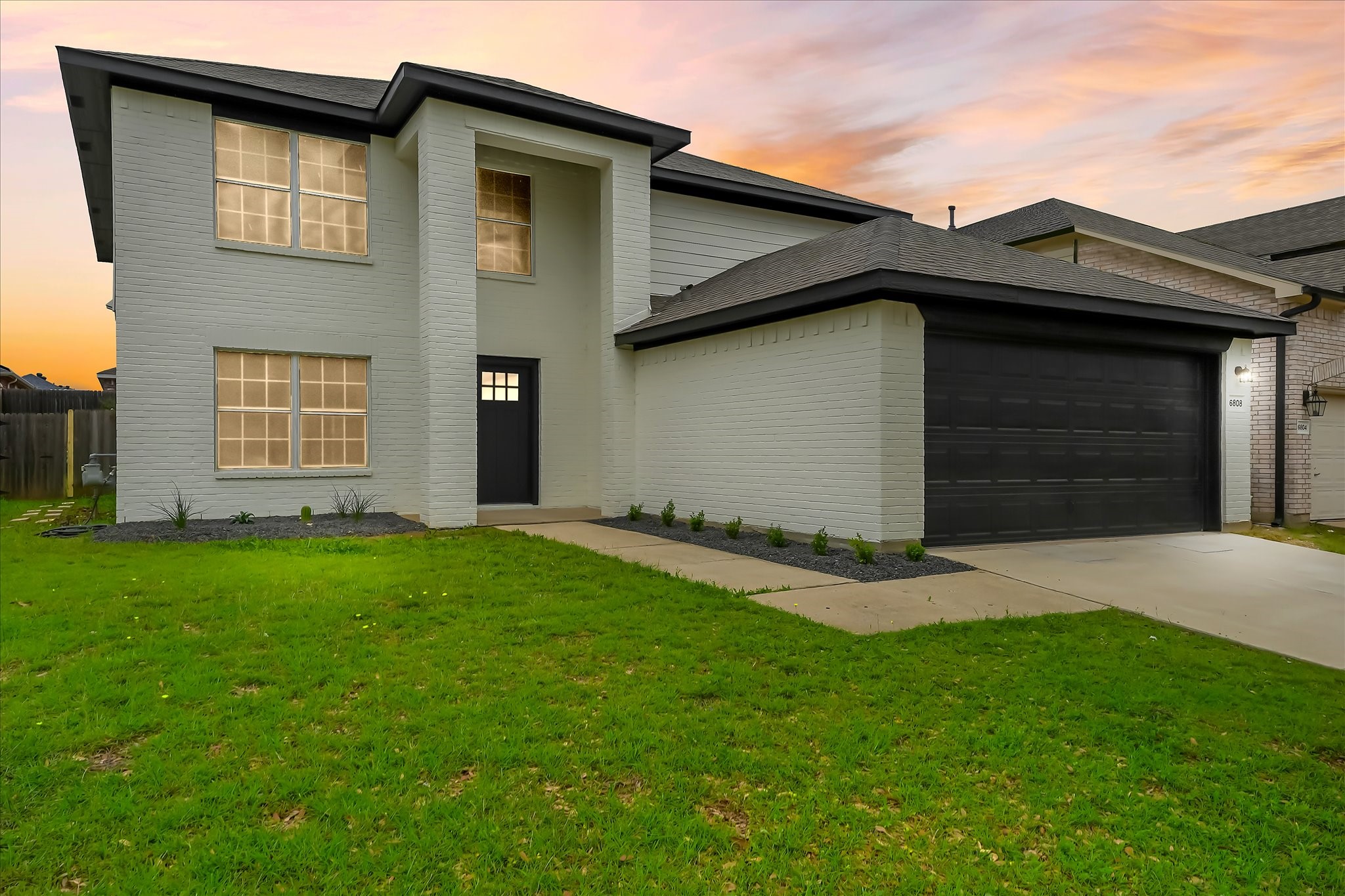 6808 Geyser Trail