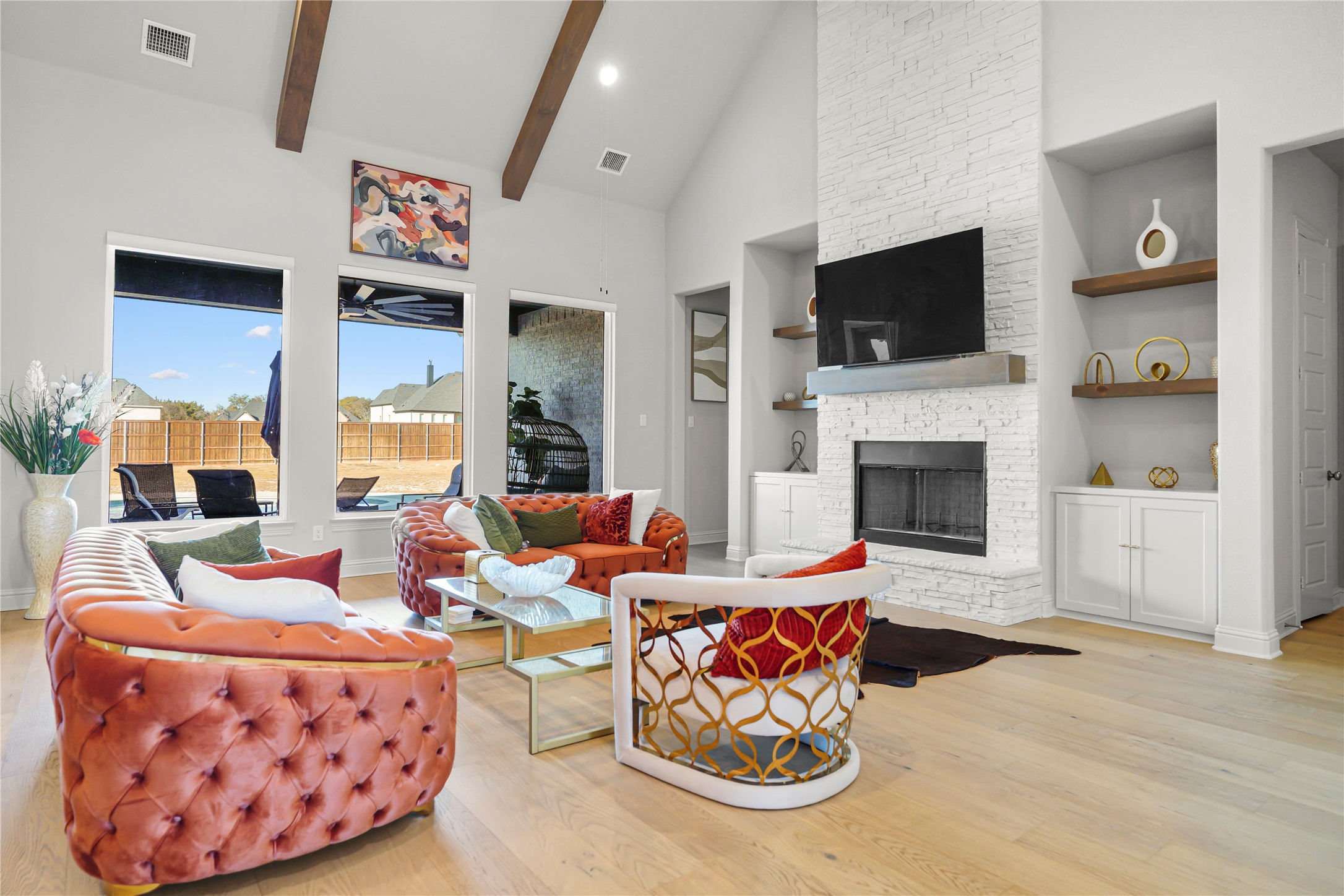 4033 Lagos Drive