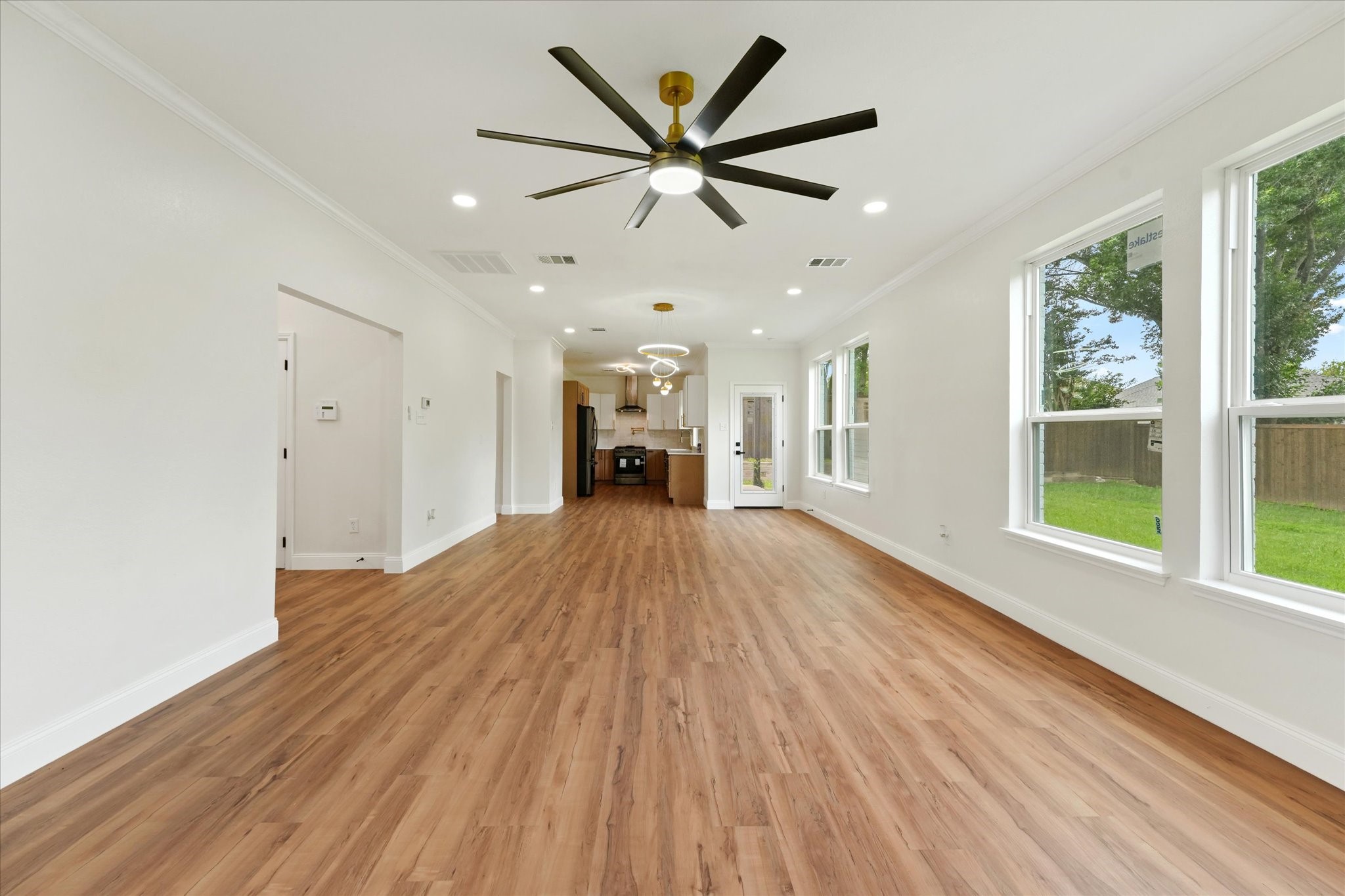 1404 Meadowbrook Drive