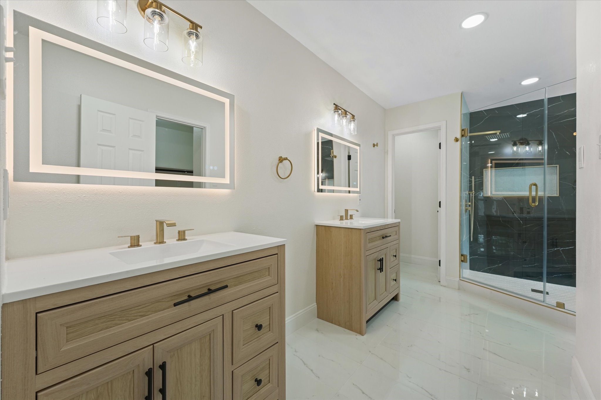 1404 Meadowbrook Drive