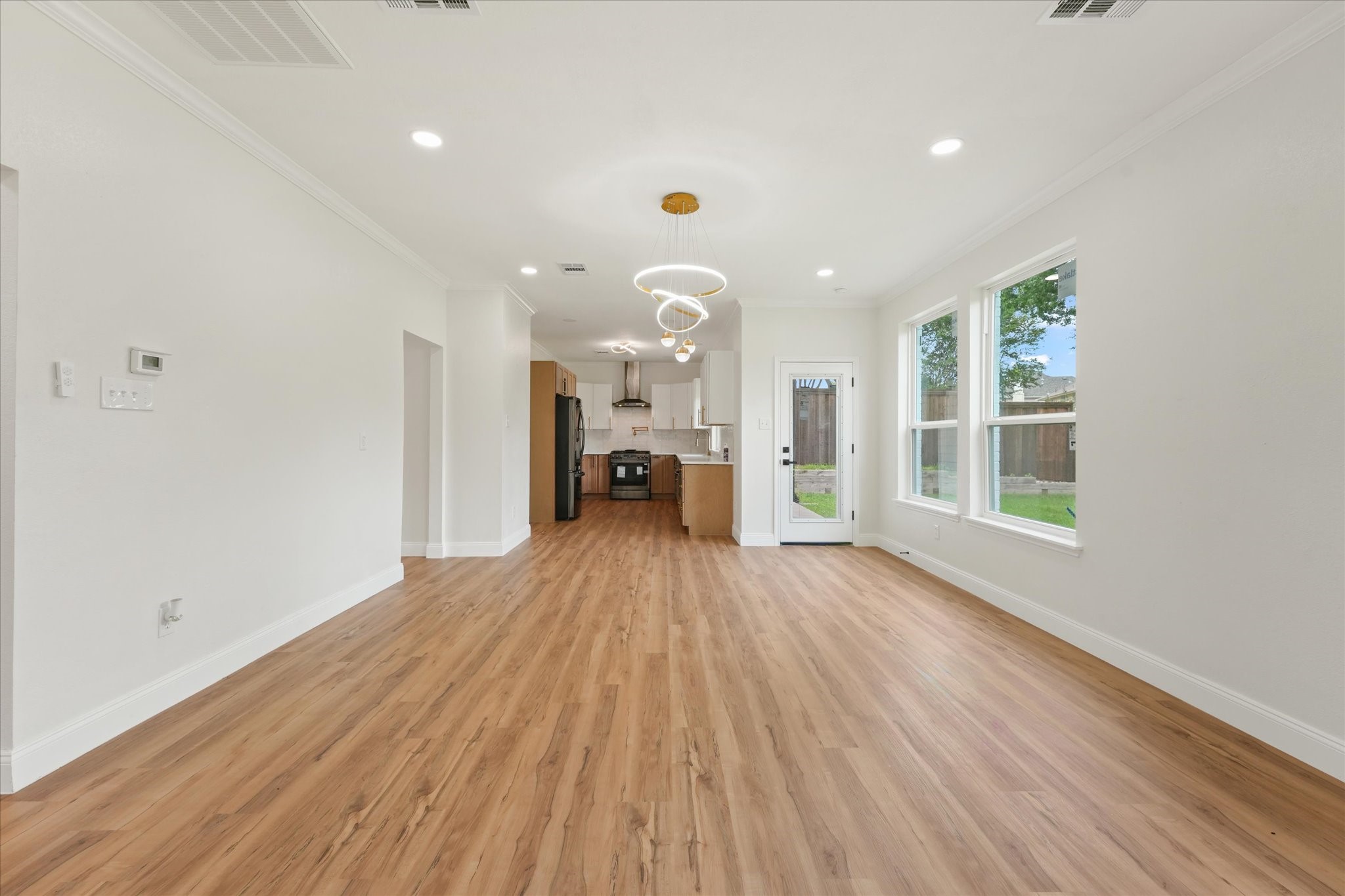 1404 Meadowbrook Drive