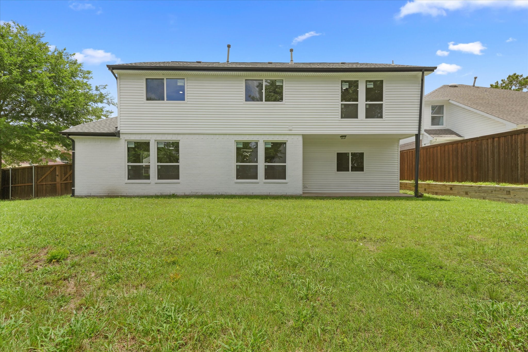 1404 Meadowbrook Drive