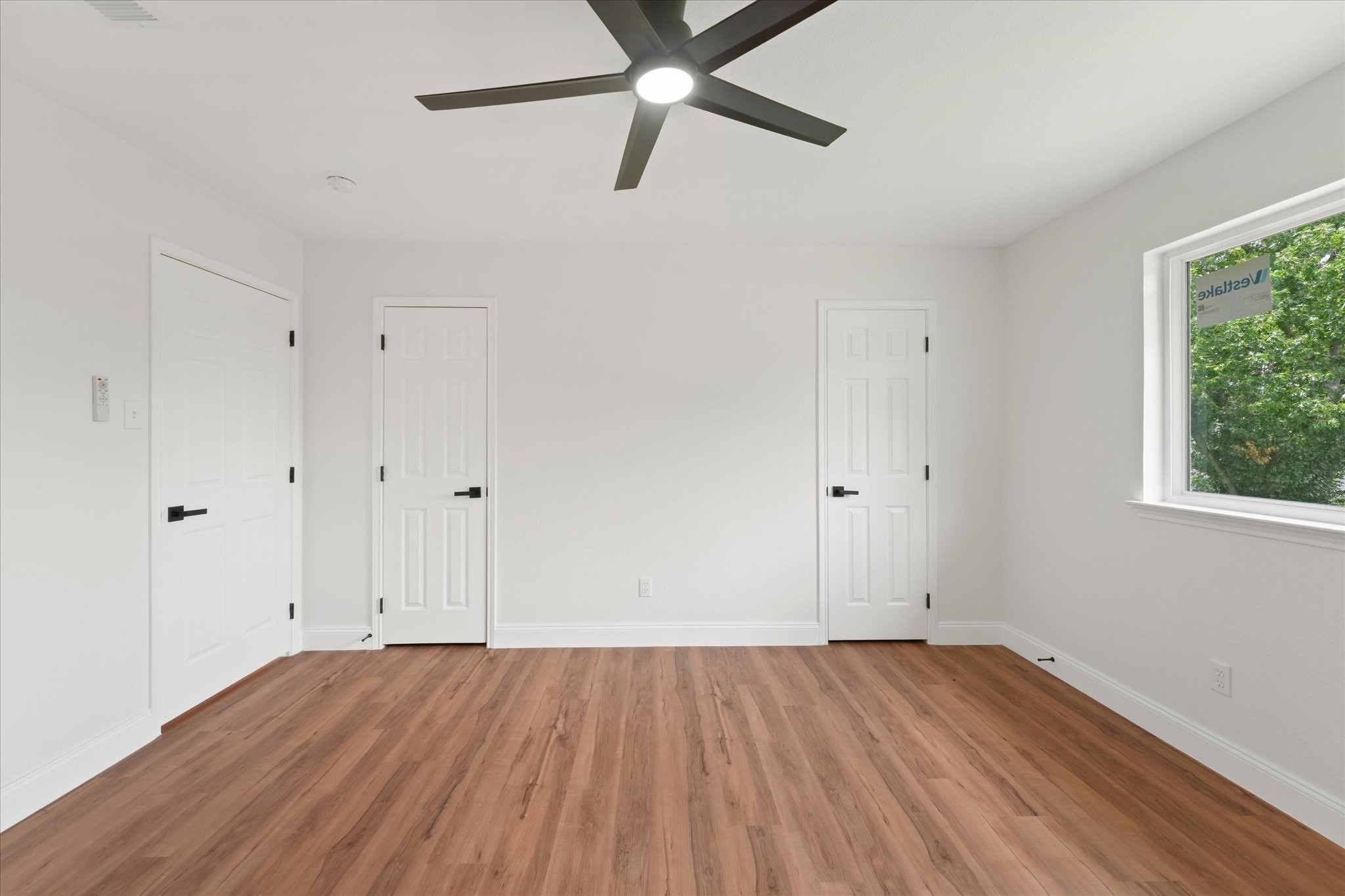 1404 Meadowbrook Drive