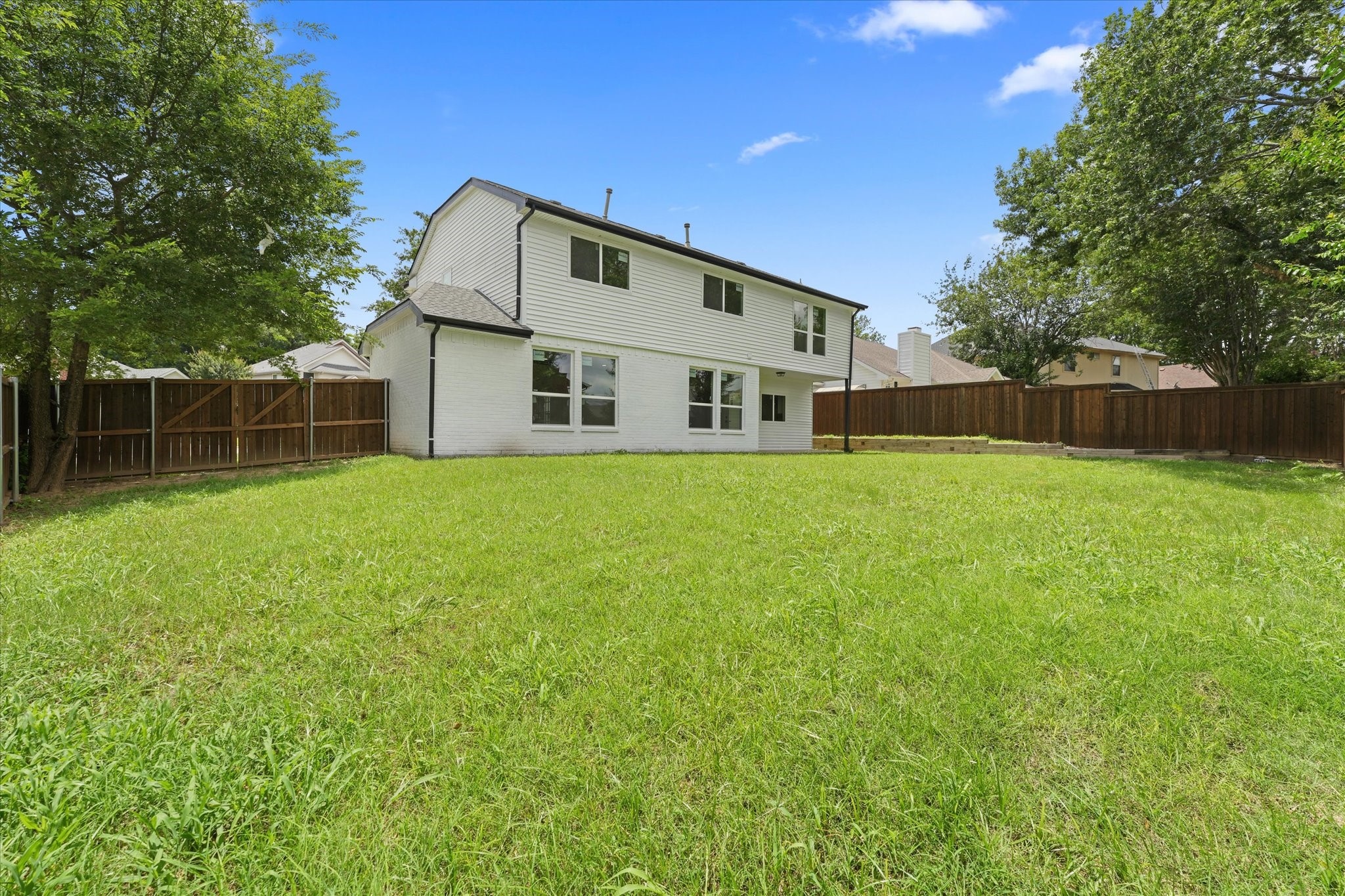 1404 Meadowbrook Drive