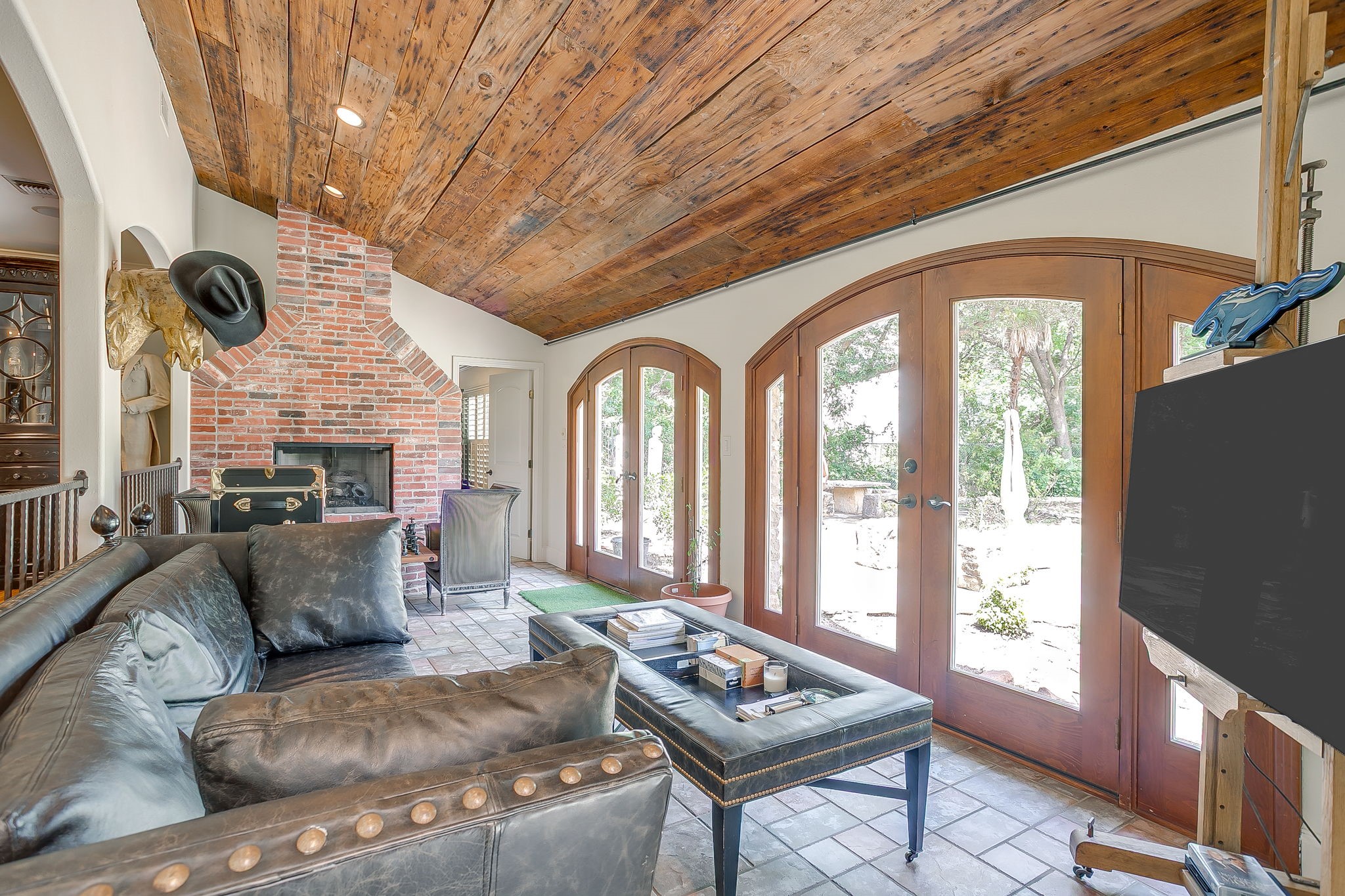 2603 Simondale Drive