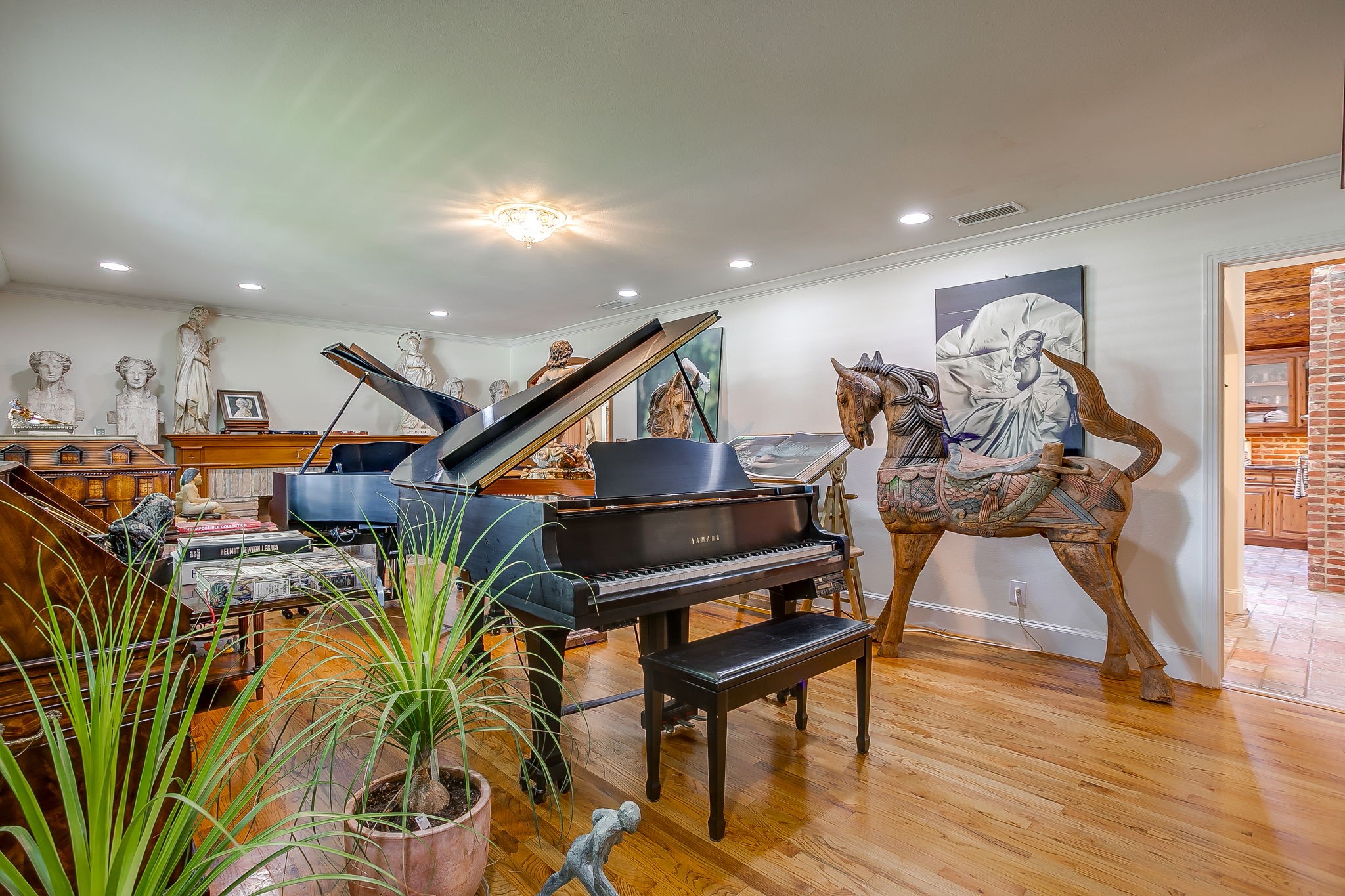 2603 Simondale Drive