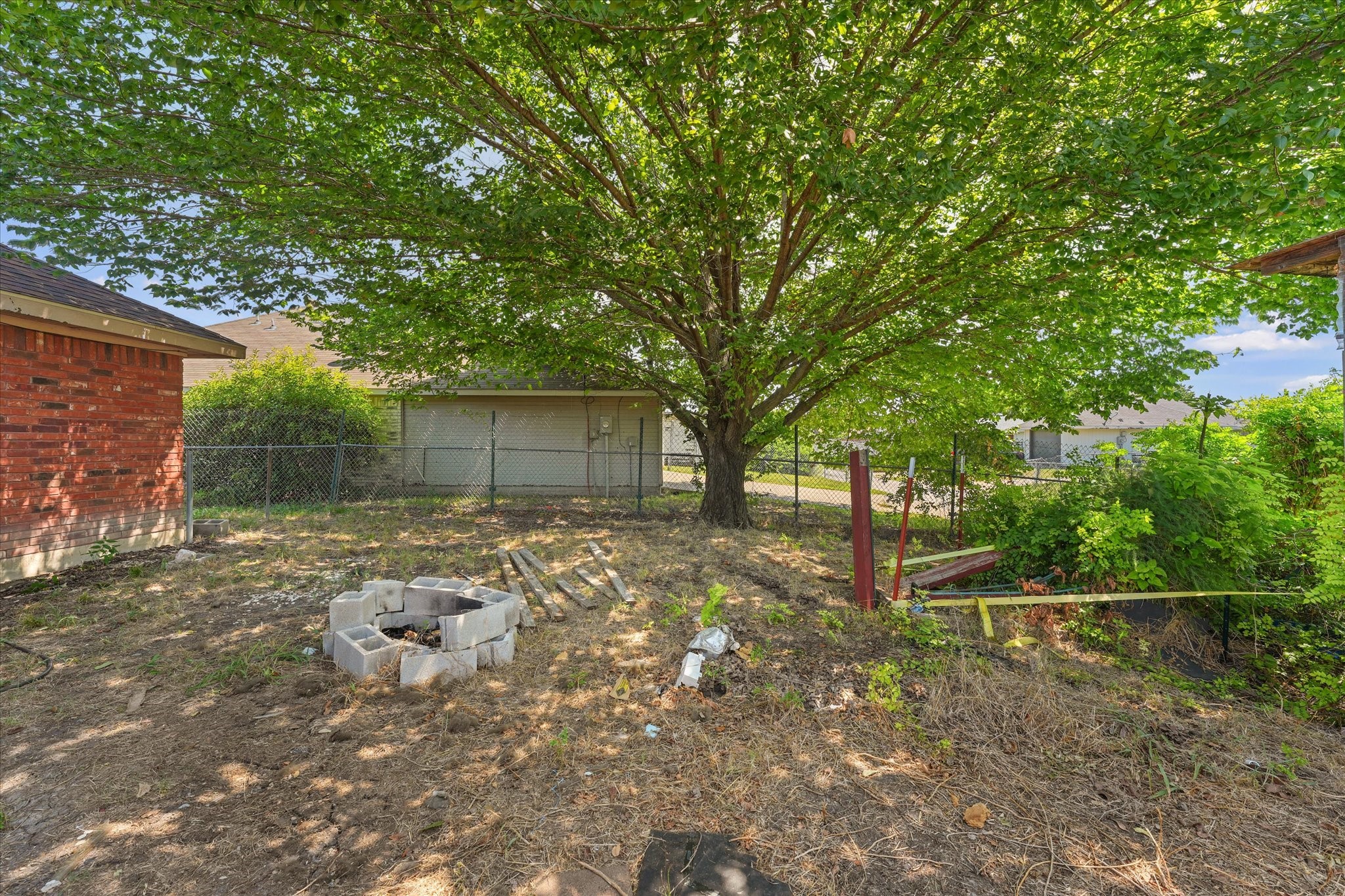 1220 Brittany Way