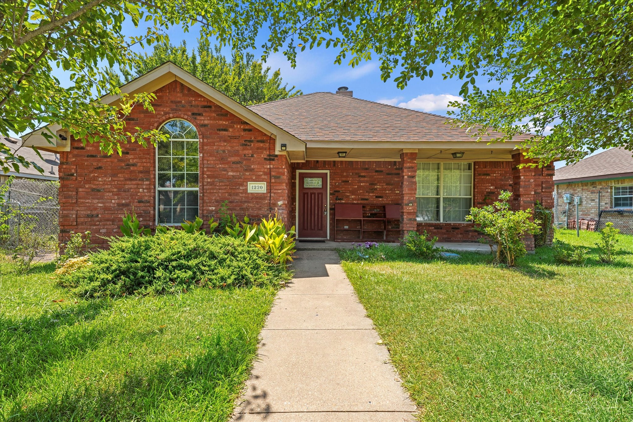 1220 Brittany Way