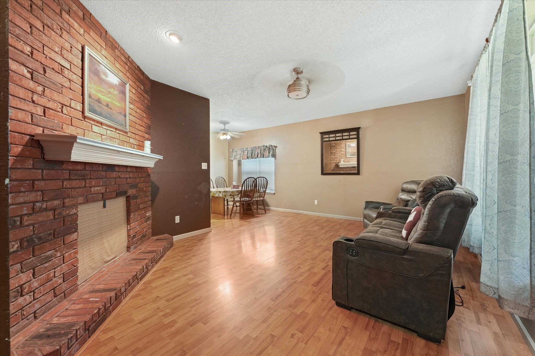 1220 Brittany Way