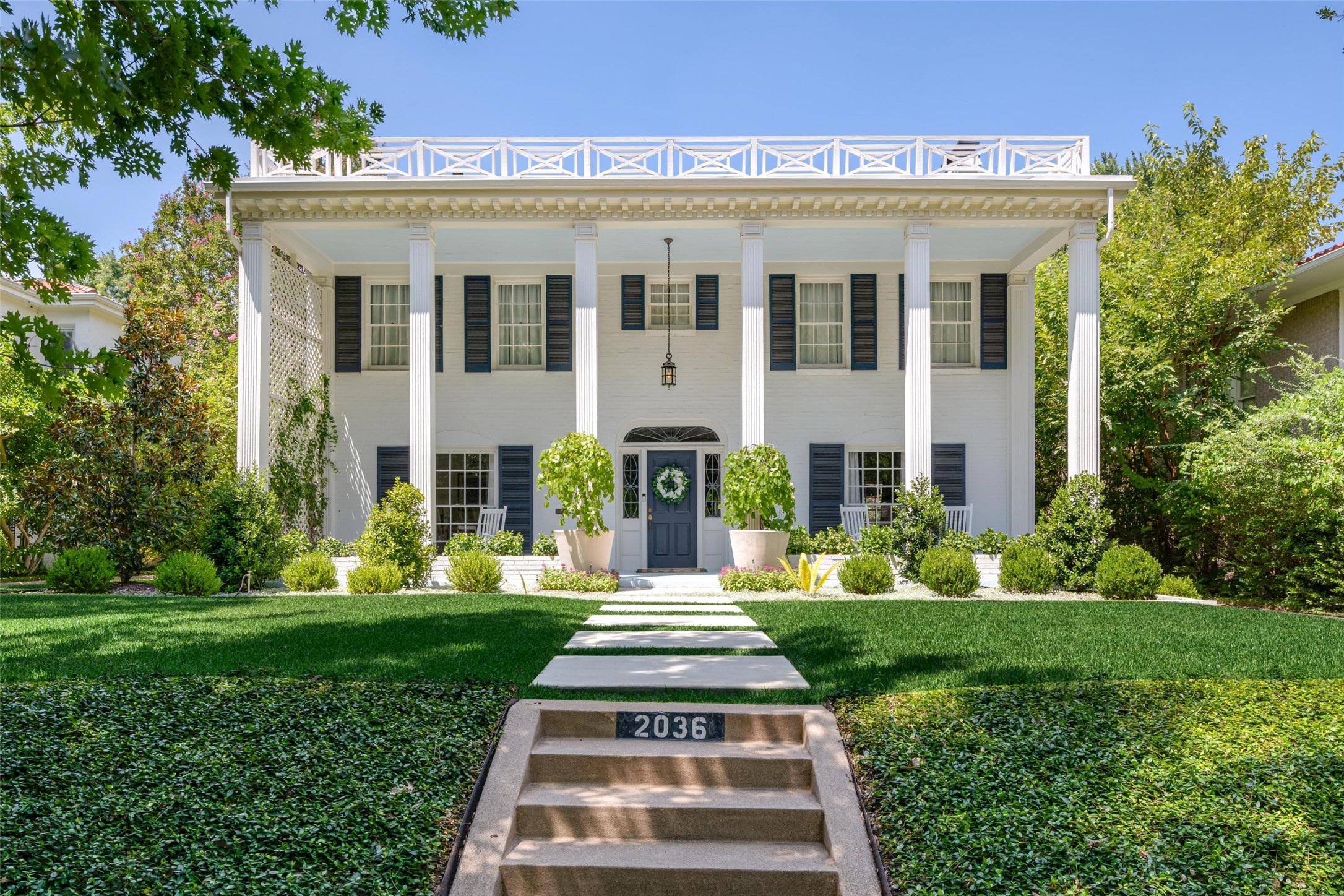 2036 Windsor Place
