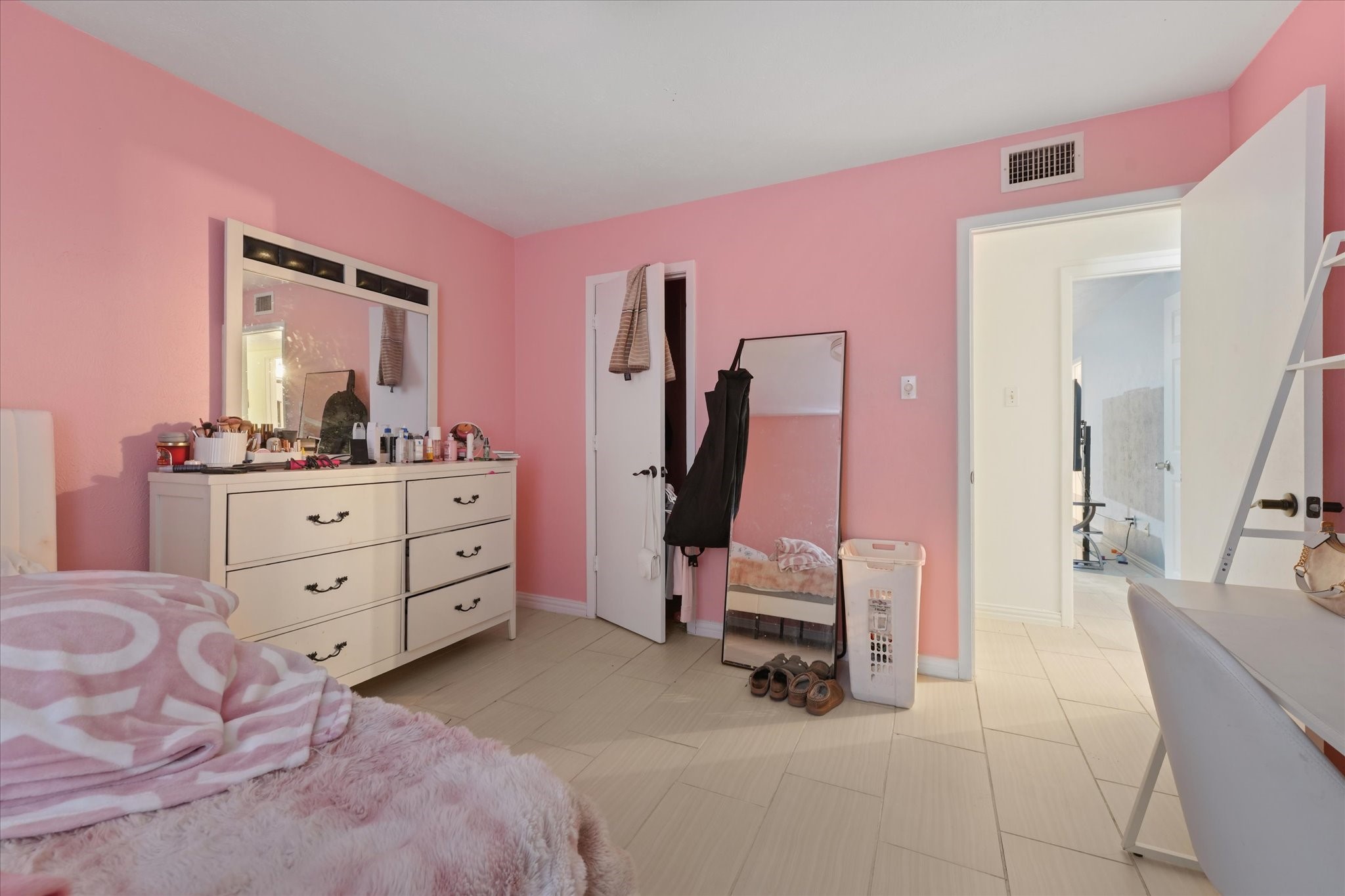 1117 Southridge Drive