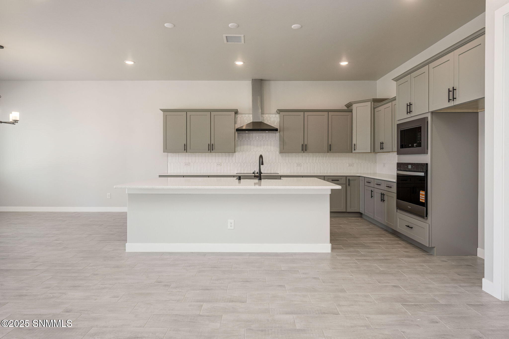 3780 Portrait Street