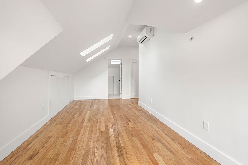 3 Wisteria Street # 3