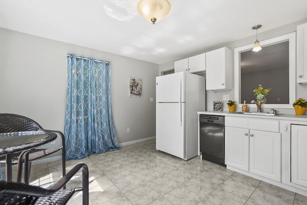 128 Hibiscus Avenue