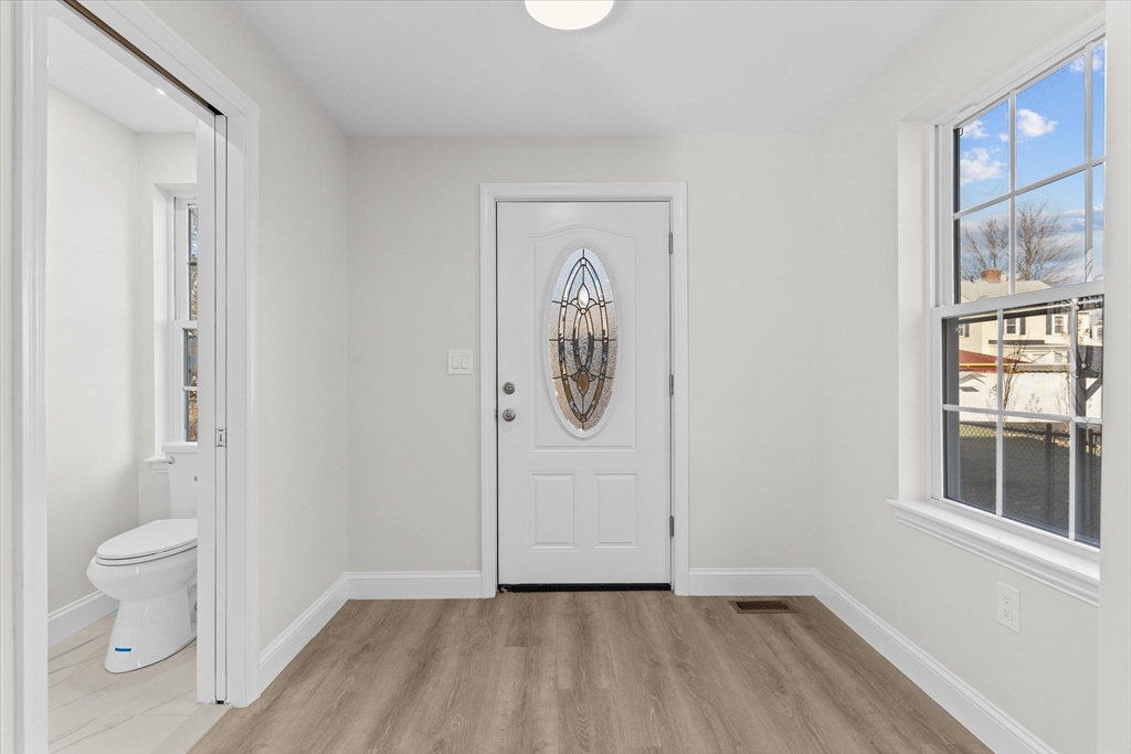 21 Greenfield St