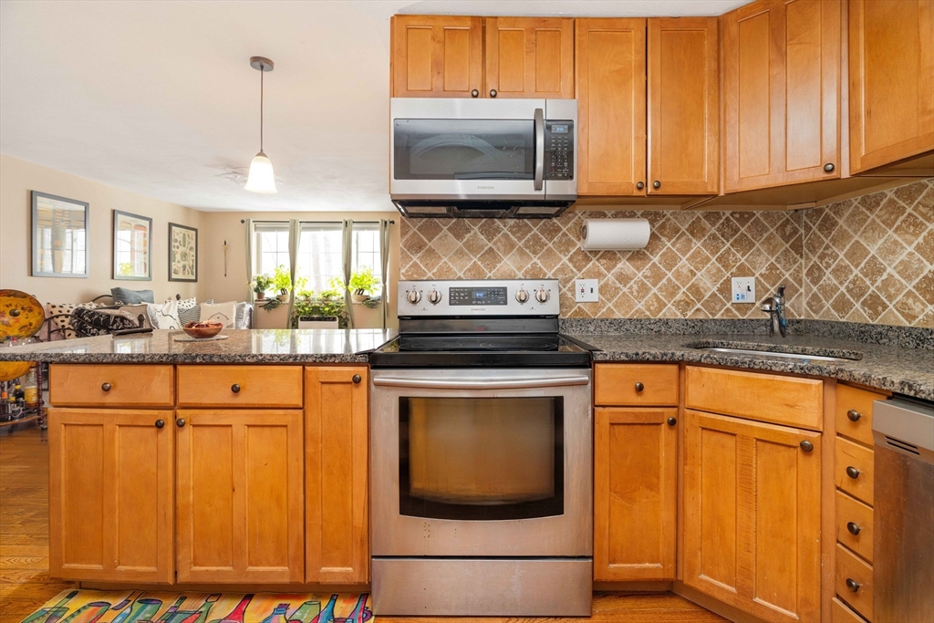 12 Woodland St # 21