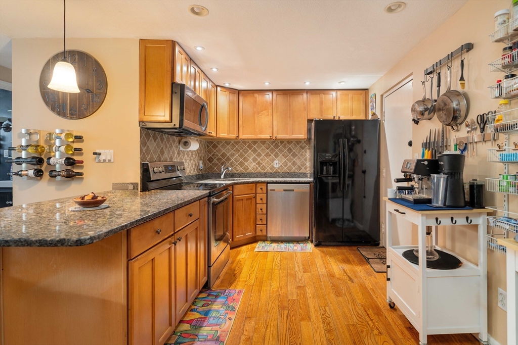 12 Woodland St # 21