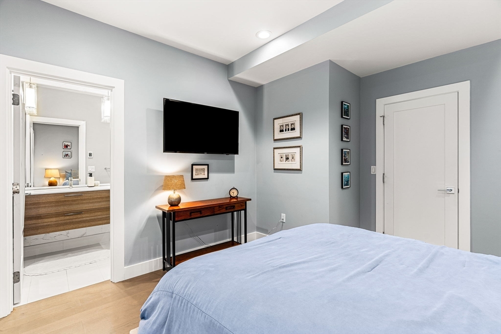 39 A St # 4