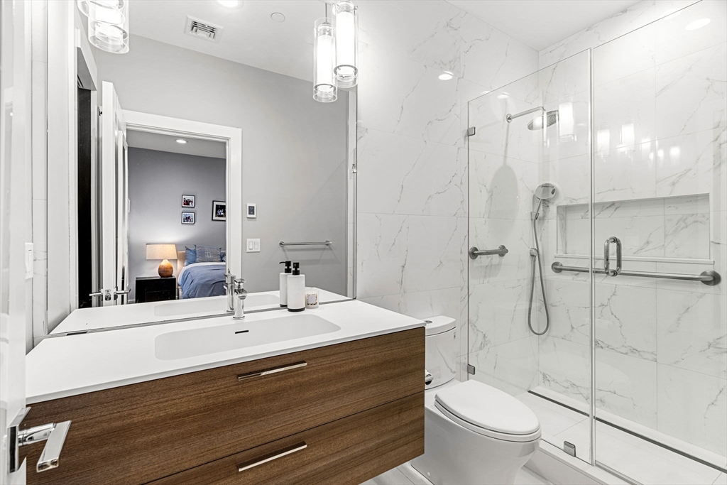 39 A St # 4