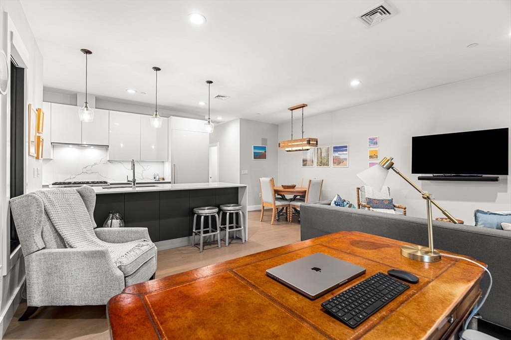 39 A St # 4