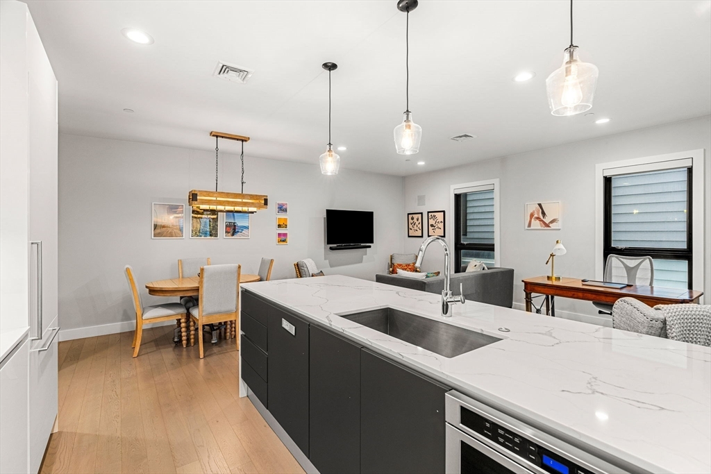 39 A St # 4