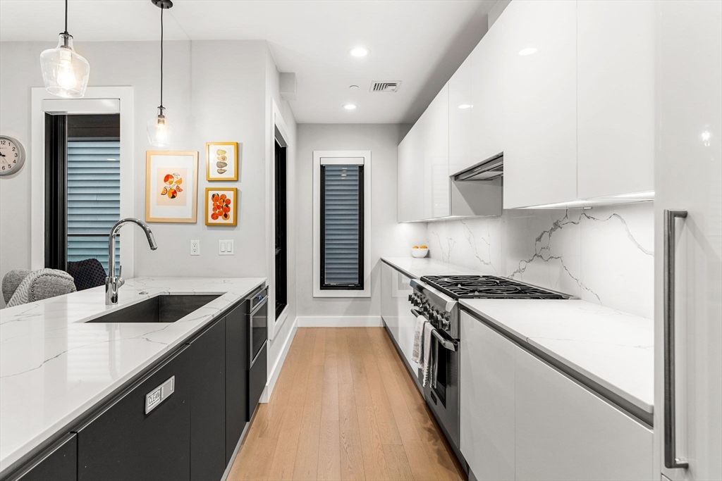 39 A St # 4