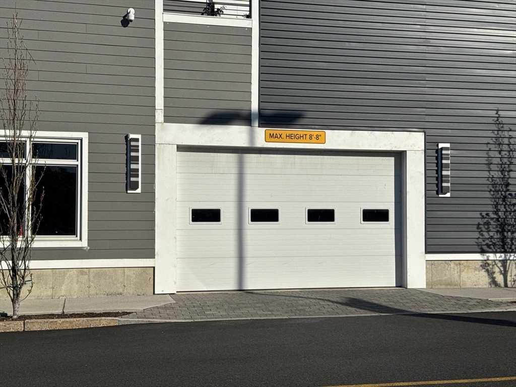 60 Cross St E # 315