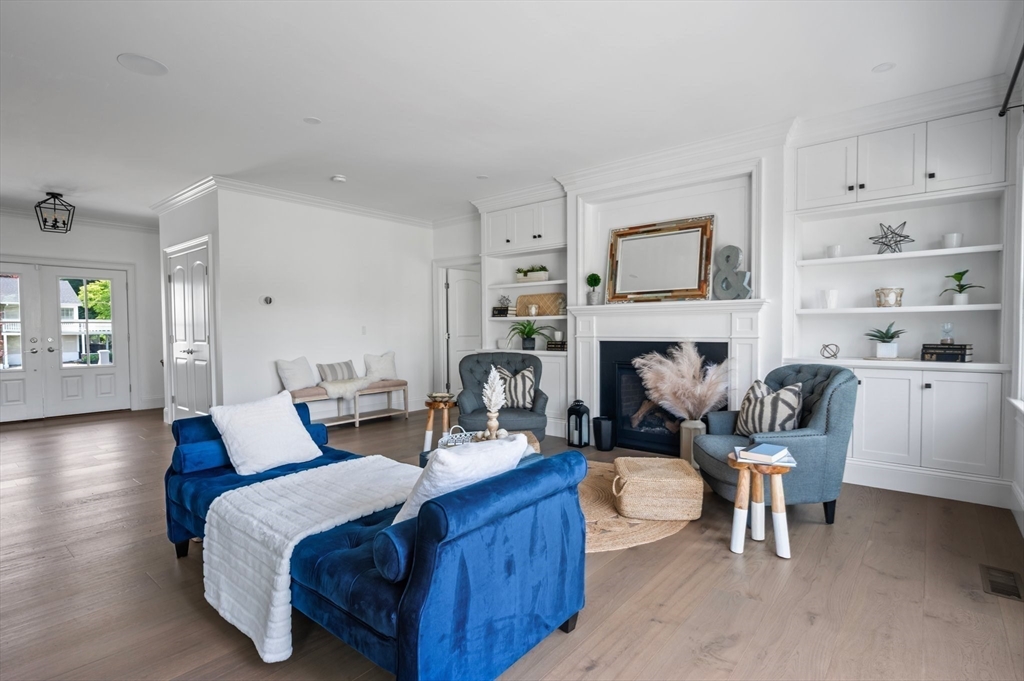 935 E. Squantum Street