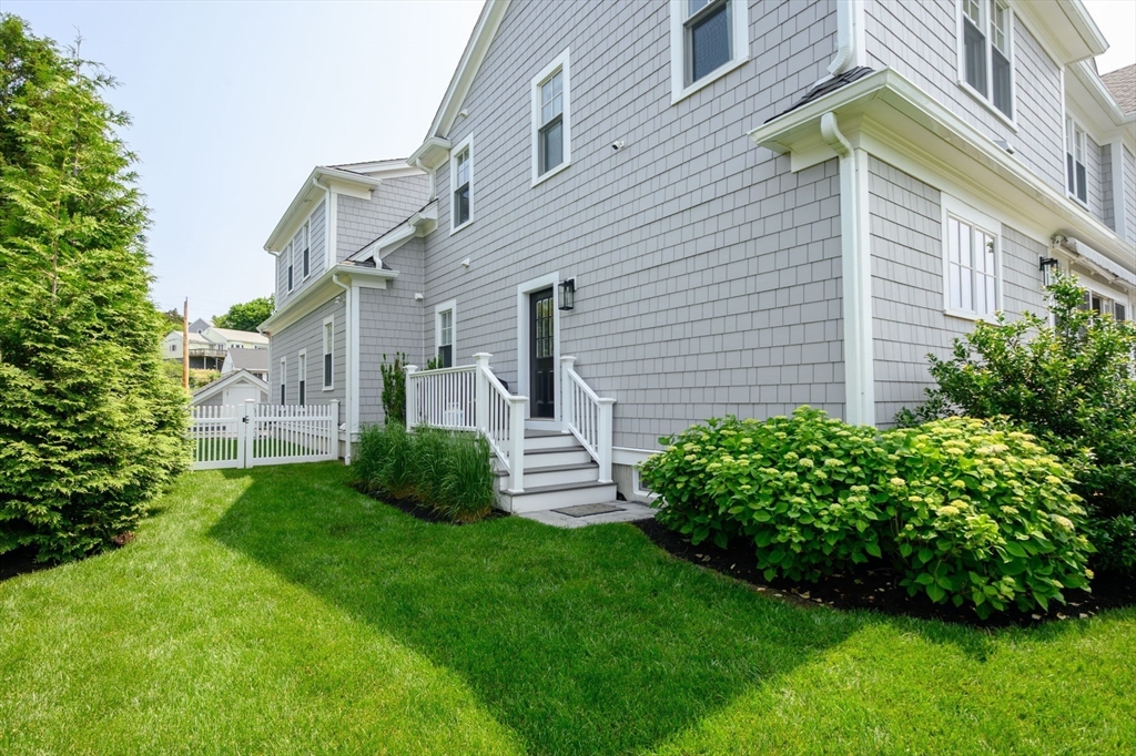 935 E. Squantum Street