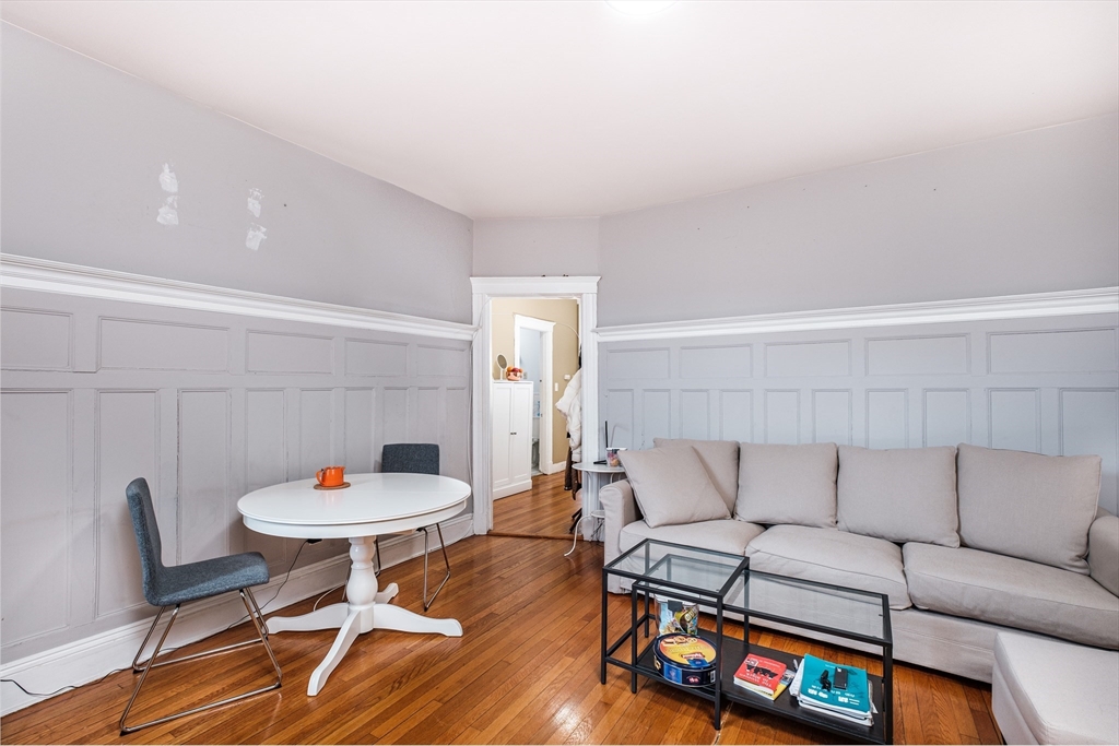 44 Orkney Rd # 3