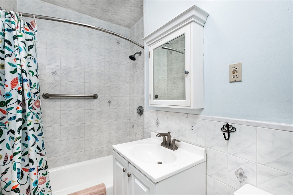 44 Orkney Rd # 3